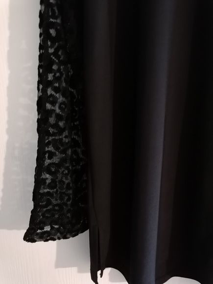 Wallis Top Size M 40 Inch Bust 27 Long Black Long Sleeves Super Soft - Picture 3 of 12